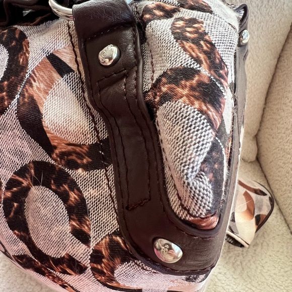 Coach Op Art Tote or Diaper Bag w/Wristlet NWT Zebra Y2K - Picture 11 of 16